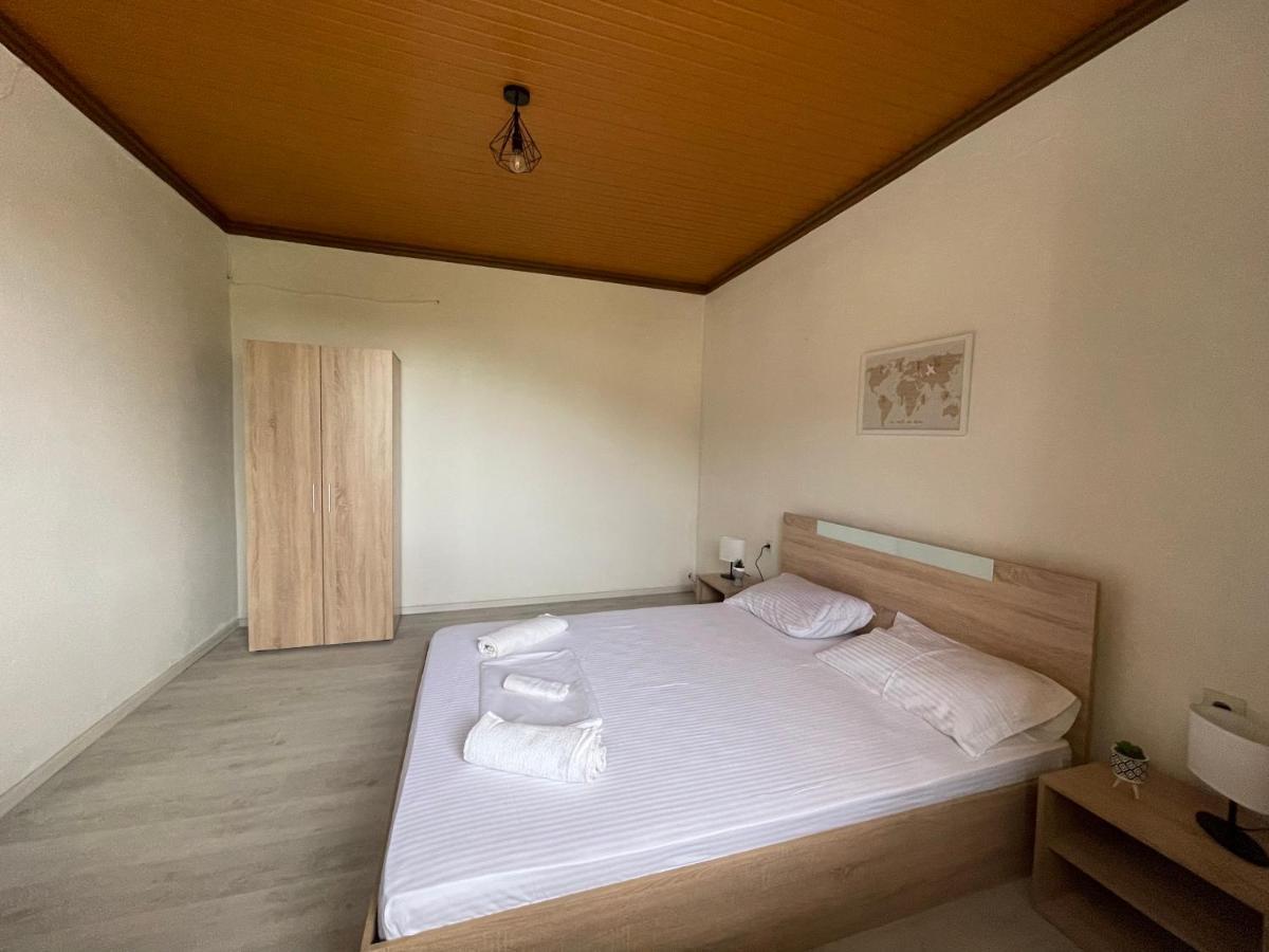 Aristotelis Apartments Неа-Карвали Экстерьер фото
