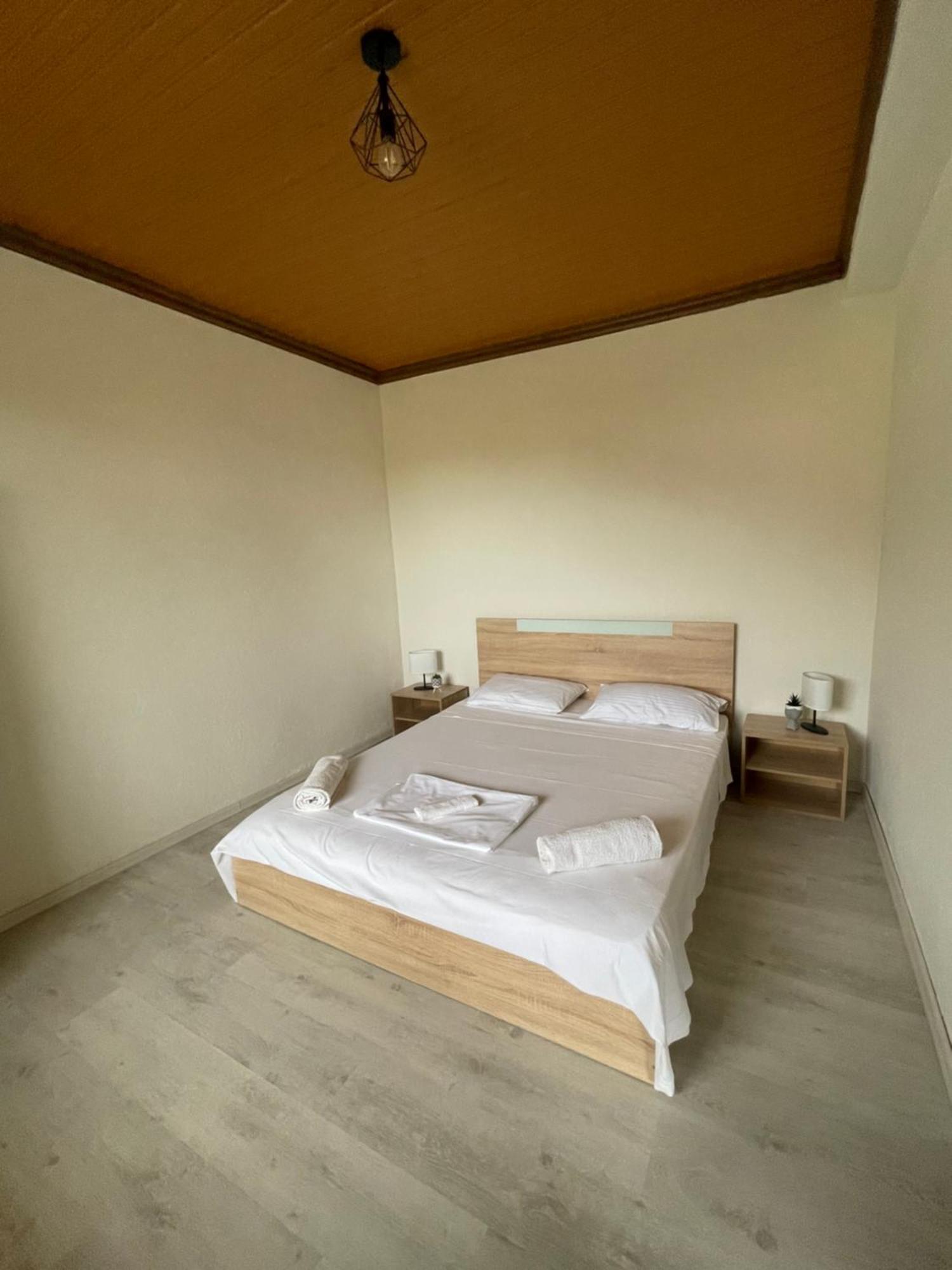 Aristotelis Apartments Неа-Карвали Экстерьер фото