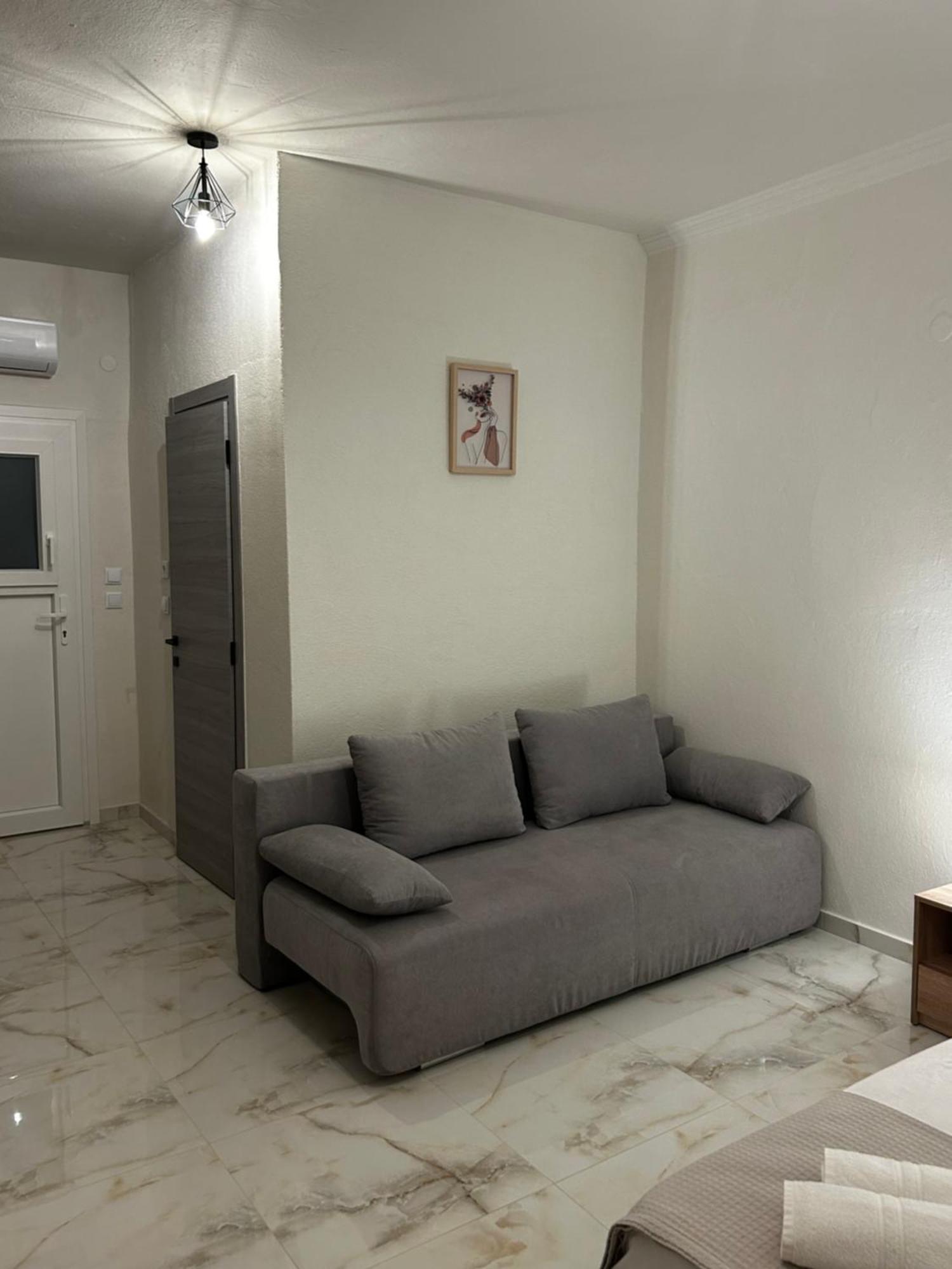 Aristotelis Apartments Неа-Карвали Экстерьер фото