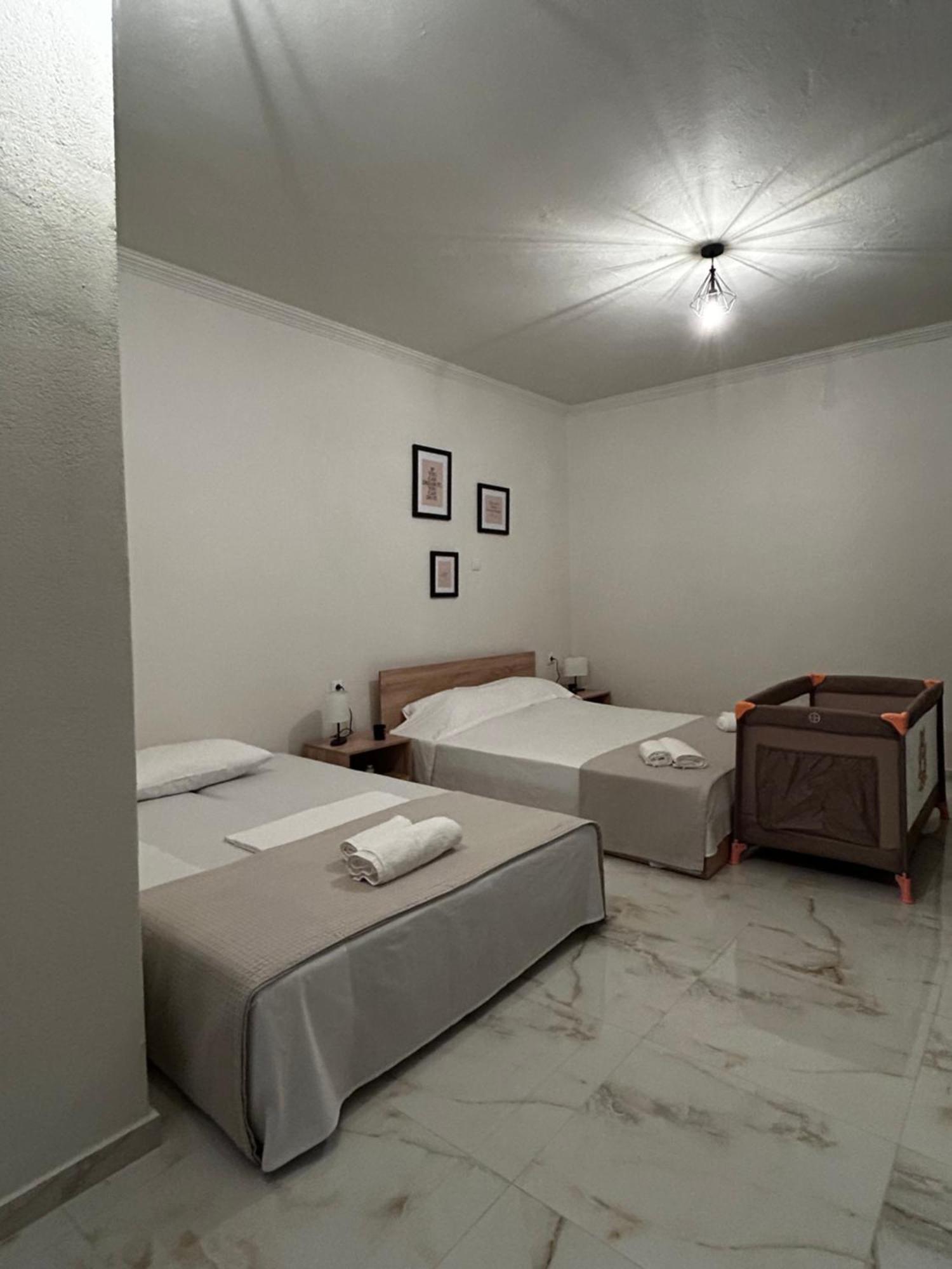 Aristotelis Apartments Неа-Карвали Экстерьер фото