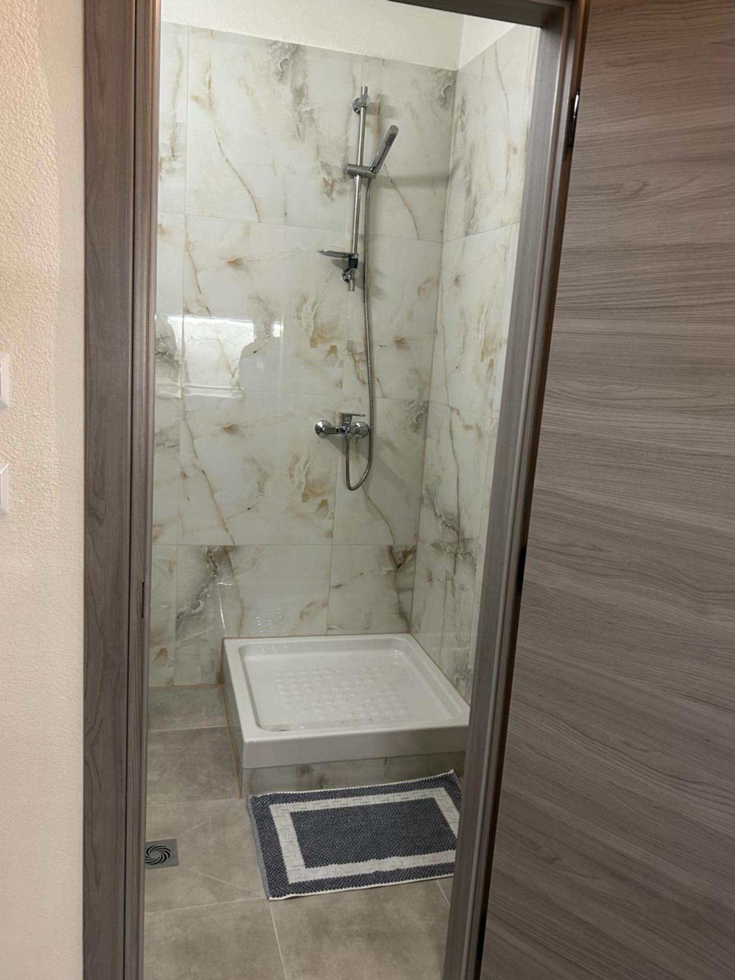 Aristotelis Apartments Неа-Карвали Экстерьер фото